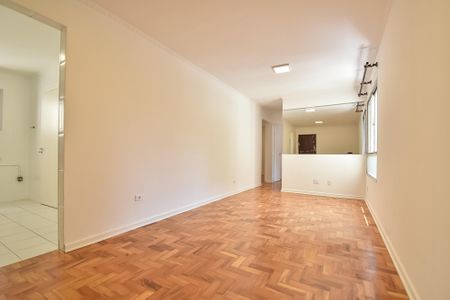 Sala de apartamento à venda com 3 quartos, 90m² em Vila Monumento, São Paulo
