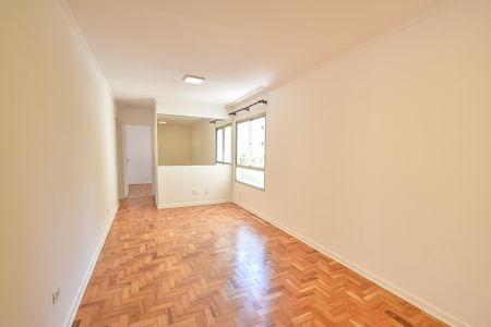 Sala de apartamento à venda com 3 quartos, 90m² em Vila Monumento, São Paulo