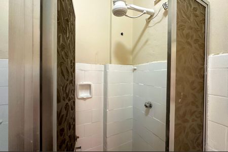 Banheiro de apartamento para alugar com 1 quarto, 30m² em Flamengo, Rio de Janeiro