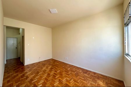 Sala/Quarto de apartamento para alugar com 1 quarto, 30m² em Flamengo, Rio de Janeiro