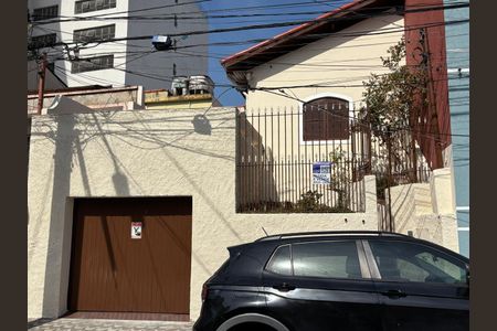 Casa à venda com 183m², 2 quartos e 1 vagaFachada
