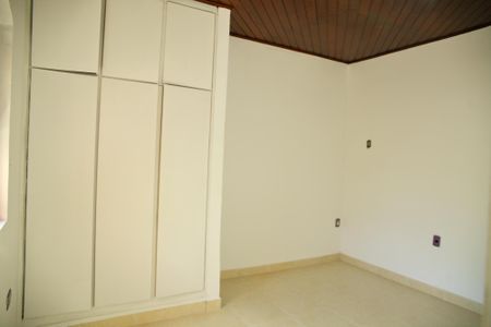 Casa à venda com 183m², 2 quartos e 1 vagaQuarto 1