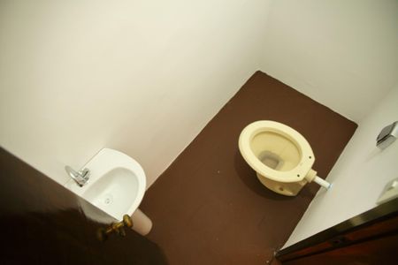 Casa à venda com 183m², 2 quartos e 1 vagaBanheiro de Serviço