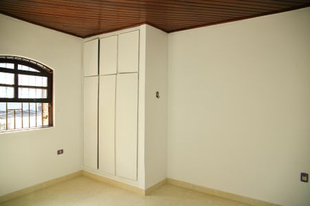 Casa à venda com 183m², 2 quartos e 1 vagaQuarto 1