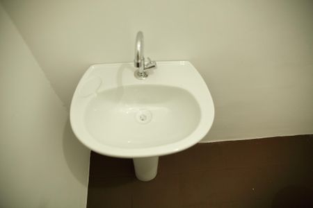 Casa à venda com 183m², 2 quartos e 1 vagaBanheiro de Serviço