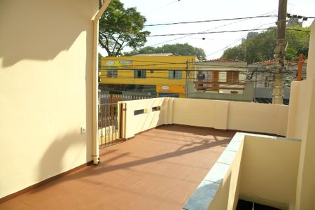 Casa à venda com 183m², 2 quartos e 1 vagaÁrea comum