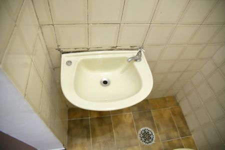 Casa à venda com 183m², 2 quartos e 1 vagaBanheiro de Serviço 2