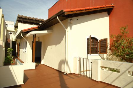 Casa à venda com 183m², 2 quartos e 1 vagaÁrea comum