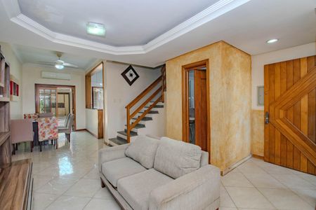 Sala de casa para alugar com 3 quartos, 146m² em Jardim Itu Sabará, Porto Alegre