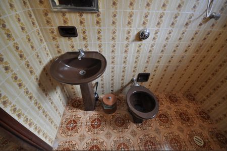 Casa à venda com 230m², 3 quartos e 2 vagasBanheiro Social