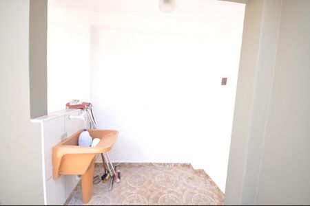 Casa à venda com 230m², 3 quartos e 2 vagasÁrea de Serviço