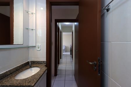 Apartamento para alugar com 51m², 2 quartos e 2 vagasBanheiro da Suíte