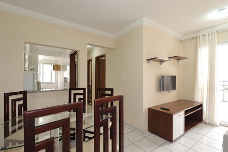 Apartamento para alugar com 51m², 2 quartos e 2 vagasSala