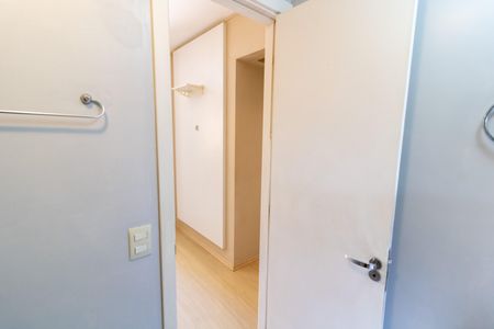 Apartamento à venda com 67m², 3 quartos e 1 vaga Apartamento à venda com 67m², 3 quartos e 1 vagaBanheiro da Suíte