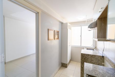 Apartamento à venda com 67m², 3 quartos e 1 vaga Apartamento à venda com 67m², 3 quartos e 1 vagaCozinha e Área de Serviço