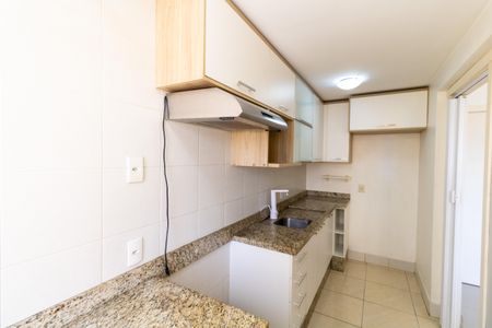 Apartamento à venda com 67m², 3 quartos e 1 vaga Apartamento à venda com 67m², 3 quartos e 1 vagaCozinha e Área de Serviço