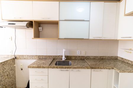 Apartamento à venda com 67m², 3 quartos e 1 vaga Apartamento à venda com 67m², 3 quartos e 1 vagaCozinha e Área de Serviço