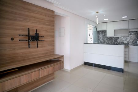 Sala de apartamento à venda com 2 quartos, 57m² em Jardim Celeste, São Paulo