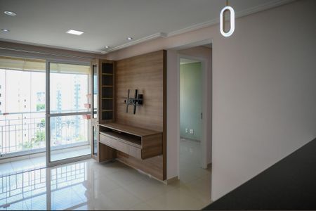 Sala de apartamento à venda com 2 quartos, 57m² em Jardim Celeste, São Paulo