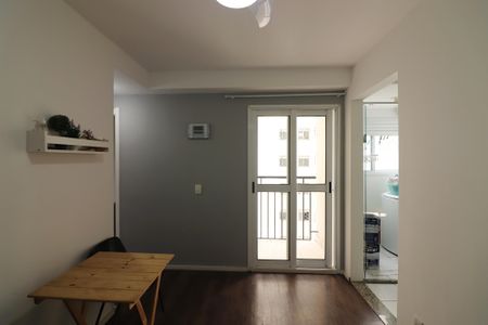 Apartamento para alugar com 47m², 2 quartos e 1 vagaSala 