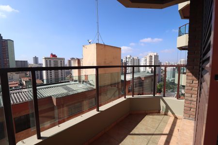 Apartamento à venda com 130m², 3 quartos e 2 vagasVaranda da Suíte 2