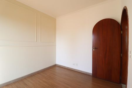 Apartamento à venda com 130m², 3 quartos e 2 vagasSuíte 2