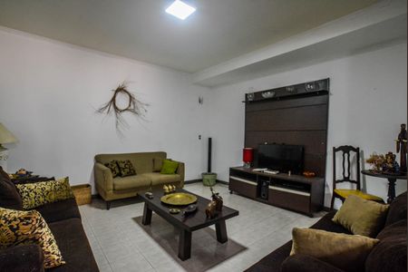 Sala 1 de casa à venda com 3 quartos, 450m² em Parque das Nações, Santo André