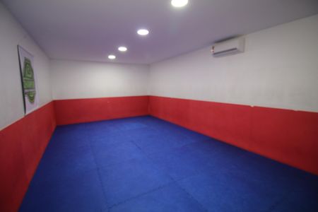 Apartamento à venda com 71m², 2 quartos e 1 vagaÁrea comum - Luta