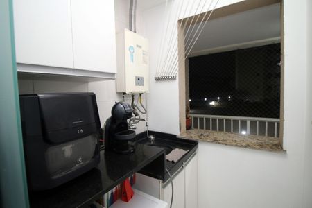 Apartamento à venda com 71m², 2 quartos e 1 vagaÁrea de Serviço