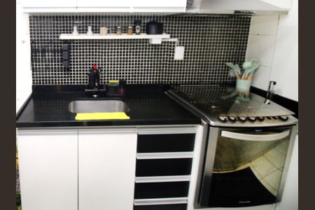 Apartamento à venda com 71m², 2 quartos e 1 vagaCozinha