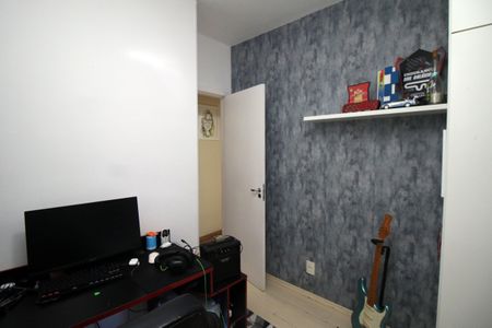 Apartamento à venda com 71m², 2 quartos e 1 vagaQuarto 2