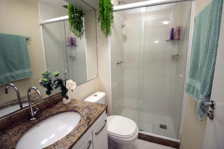 Apartamento à venda com 71m², 2 quartos e 1 vagaBanheiro da Suíte 1