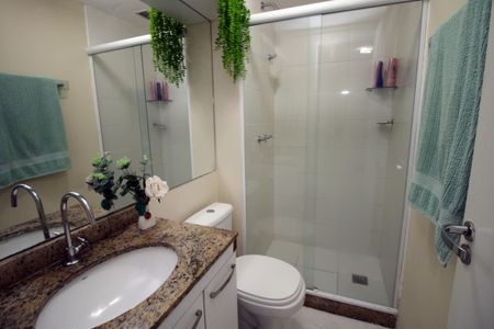 Apartamento à venda com 71m², 2 quartos e 1 vagaBanheiro da Suíte 1