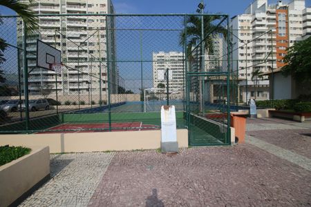 Apartamento à venda com 71m², 2 quartos e 1 vagaÁrea comum - Quadra Poliesportiva