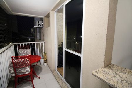 Apartamento à venda com 71m², 2 quartos e 1 vagavaranda