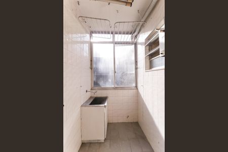 Apartamento à venda com 60m², 2 quartos e 1 vaga Apartamento à venda com 60m², 2 quartos e 1 vagaÁrea de Serviço