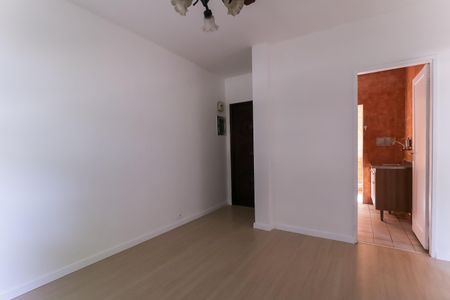 Apartamento à venda com 60m², 2 quartos e 1 vaga Apartamento à venda com 60m², 2 quartos e 1 vagaSala