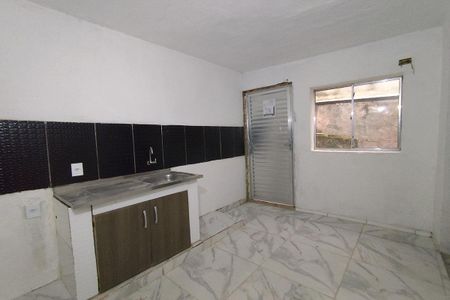 Sala/Cozinha de casa para alugar com 1 quarto, 38m² em Vila Buenos Aires, São Paulo