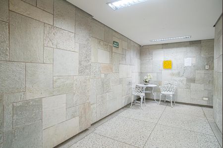 Apartamento à venda com 58m², 1 quarto e sem vaga Apartamento à venda com 58m², 1 quarto e sem vagaÁrea comum - Hall Social