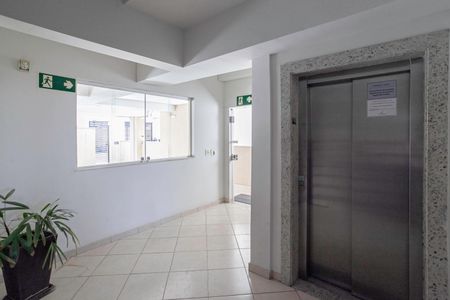 Apartamento para alugar com 114m², 3 quartos e 2 vagasHall social