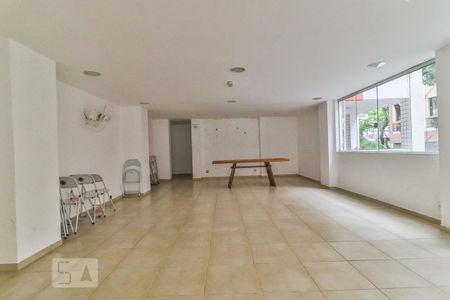 Apartamento para alugar com 72m², 2 quartos e 1 vaga Apartamento para alugar com 72m², 2 quartos e 1 vagaÁrea comum - Salão de festas