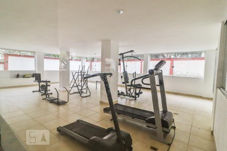 Apartamento para alugar com 72m², 2 quartos e 1 vaga Apartamento para alugar com 72m², 2 quartos e 1 vagaÁrea comum - Academia