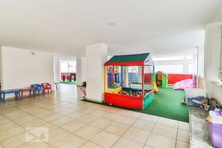 Apartamento para alugar com 72m², 2 quartos e 1 vaga Apartamento para alugar com 72m², 2 quartos e 1 vagaÁrea comum - Playground