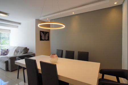 Apartamento para alugar com 74m², 2 quartos e 1 vagaSala