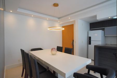 Sala de apartamento para alugar com 2 quartos, 74m² em Passo da Areia, Porto Alegre