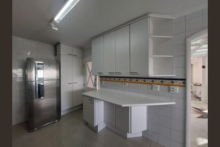 Apartamento à venda com 340m², 2 quartos e 3 vagasCozinha
