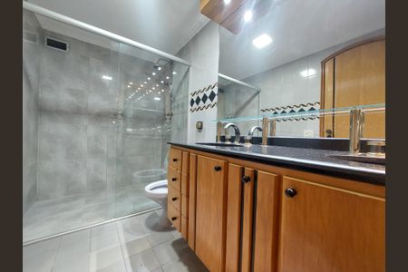 Apartamento à venda com 340m², 2 quartos e 3 vagasBanheiro Suíte 2