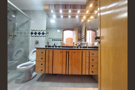 Apartamento à venda com 340m², 2 quartos e 3 vagasBanheiro Suíte 2