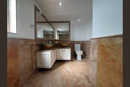 Apartamento à venda com 340m², 2 quartos e 3 vagasBanheiro Suíte 1