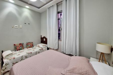 Quarto 1 de apartamento para alugar com 2 quartos, 60m² em Icaraí, Niterói